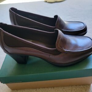 Clarks Brown Fwith Polished Leather Finish